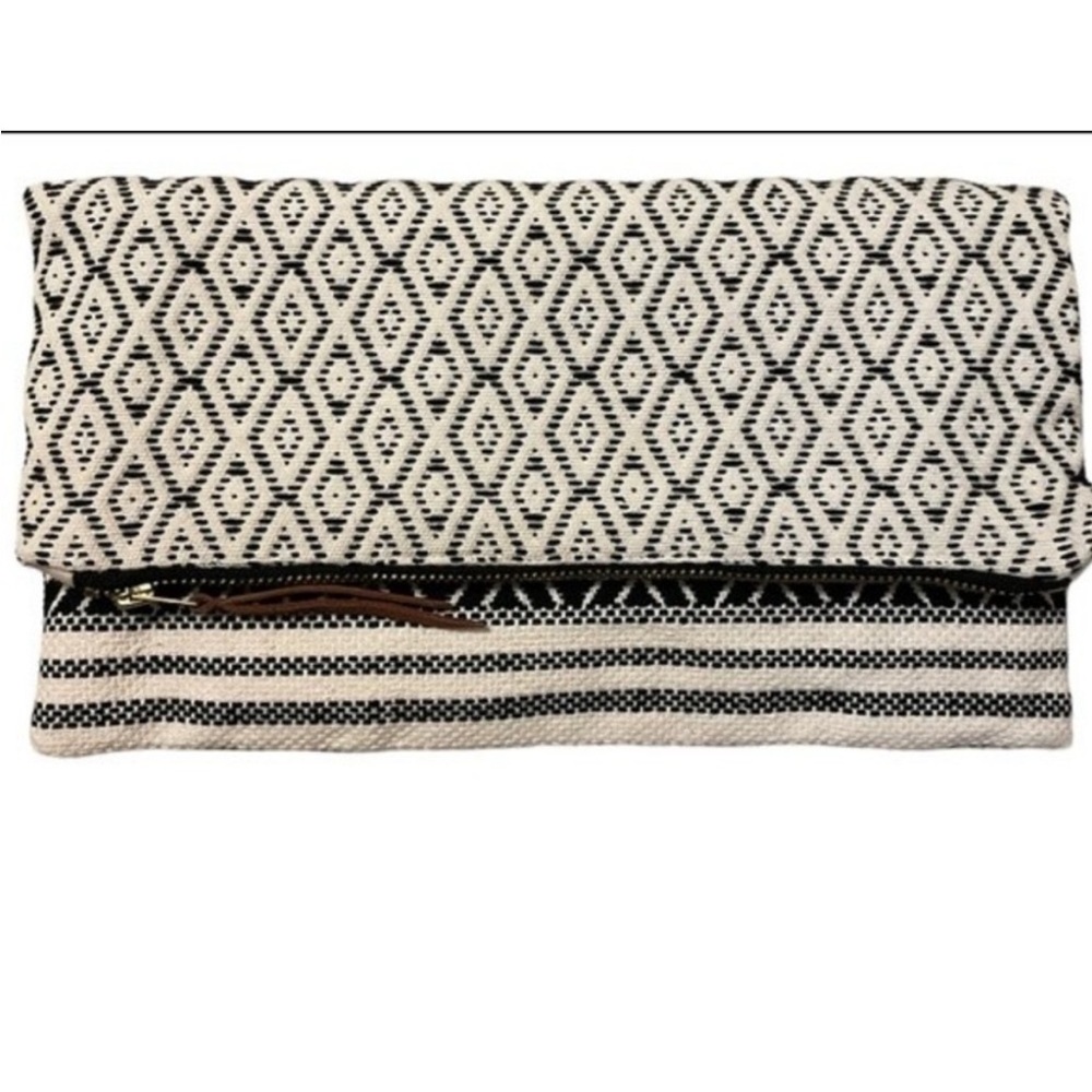 Tribe Alive Cotton Brocade Reversible Clutch Zigzag Diamond Pattern - Picture 4 of 9